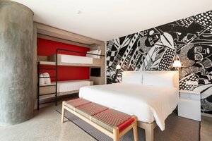 Radisson Red Cape Town V&A Waterfront (Western Cape Province, Cape Town, Foreshore), hotel