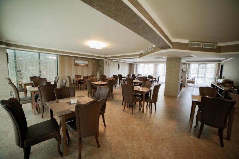 Фото LPlaza Hotel