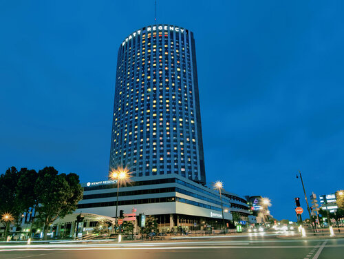 Гостиница Hyatt Regency Paris Etoile в Нейи-сюре-Сене
