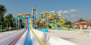 Vara Vara AquaCity (strada Mihail Sadoveanu, 42/2), water park
