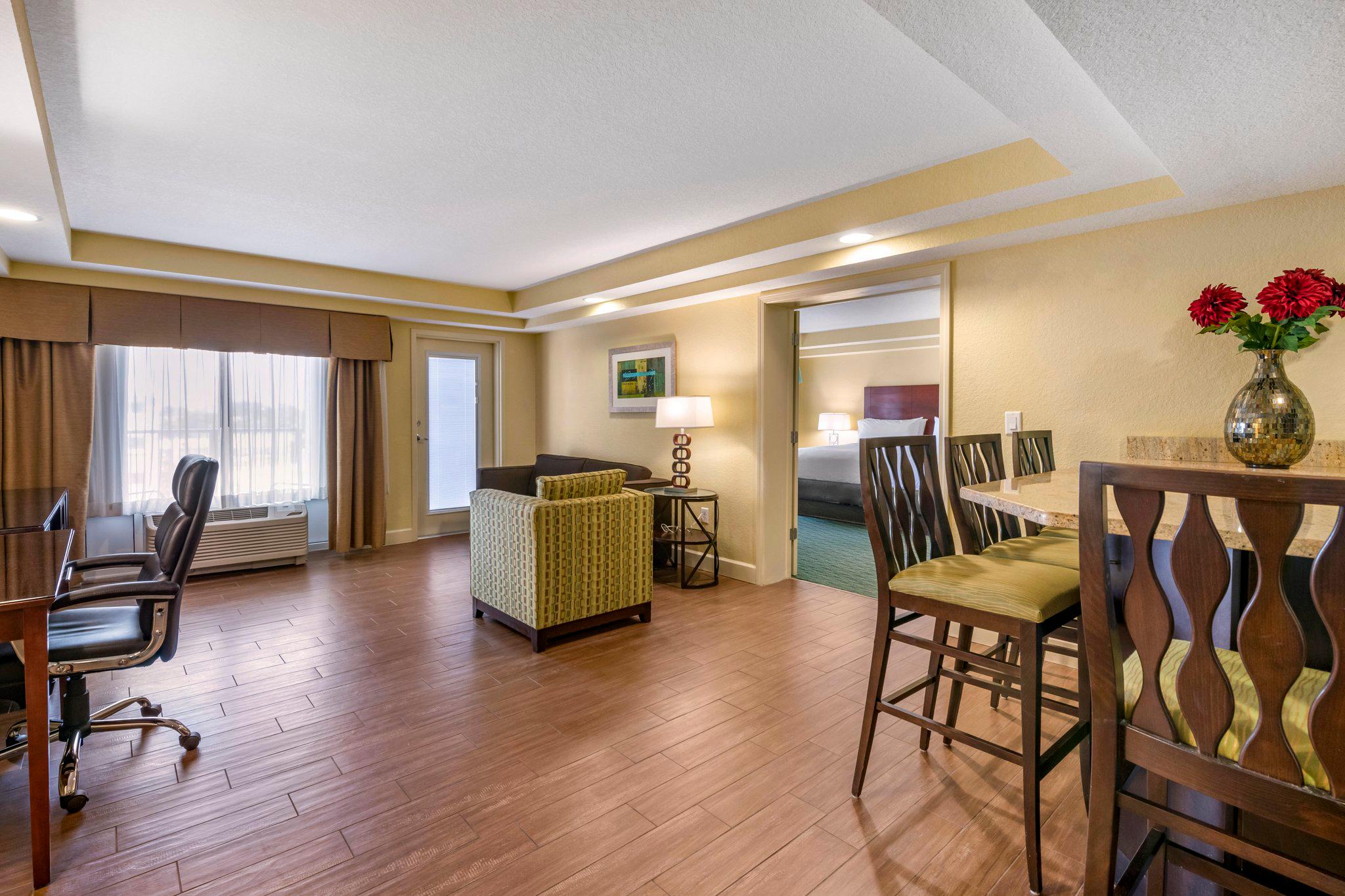 Фото Holiday Inn Resort Orlando - Lake Buena Vista, an Ihg Hotel