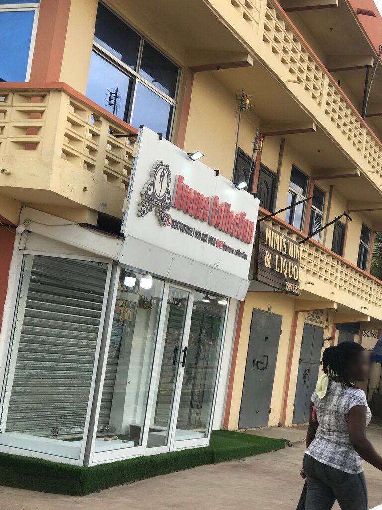 Clothing store Evevee Collection, Accra, photo