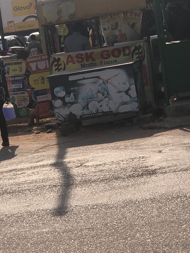 Money transfers Ask God, Accra, photo