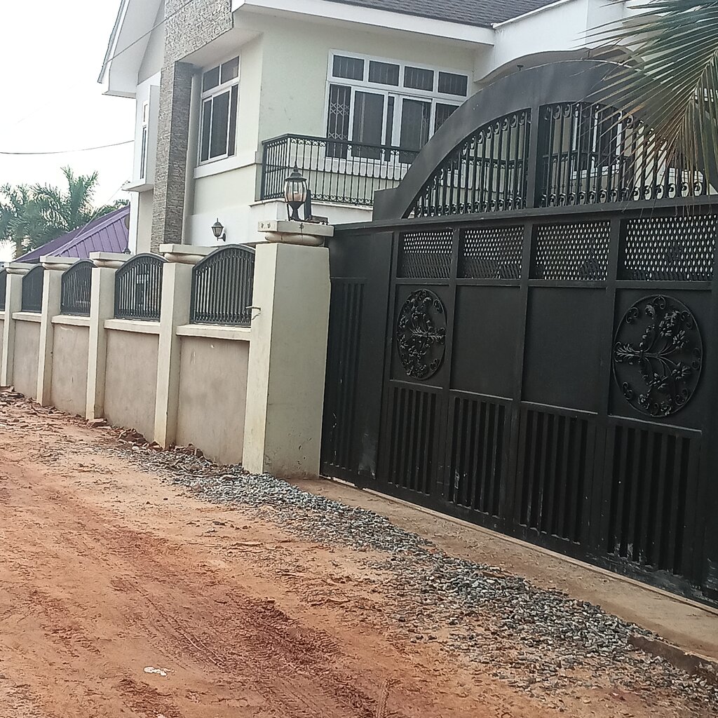 Photo studio Saint Photo and videos, Earth, photo