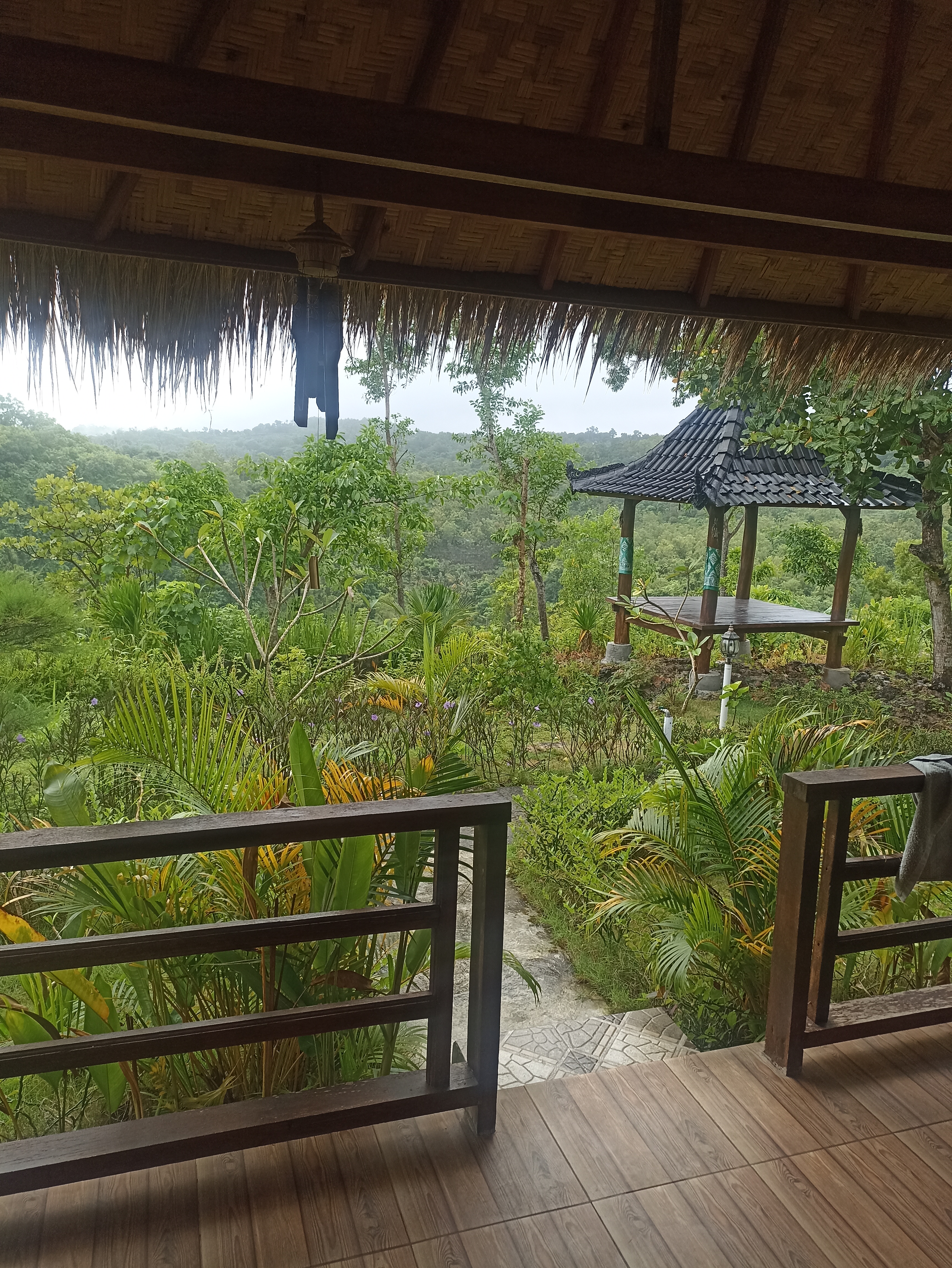 Фото Ayu Hill Bungalow