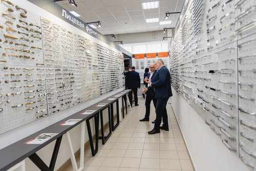 Жеке чаттардағы қыздардың бейнелері