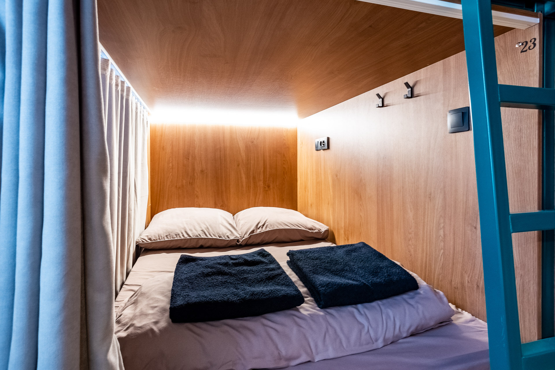 Фото Грифон