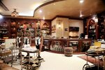 آدم وحواء, محل عطور (Al Khor Street, 60) ، متجر بيع العطور ومستحضرات التجميل