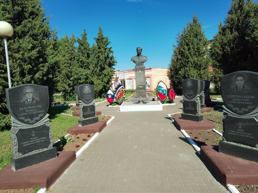 Landmark, attraction Аллея героев, Smolensk Oblast, photo