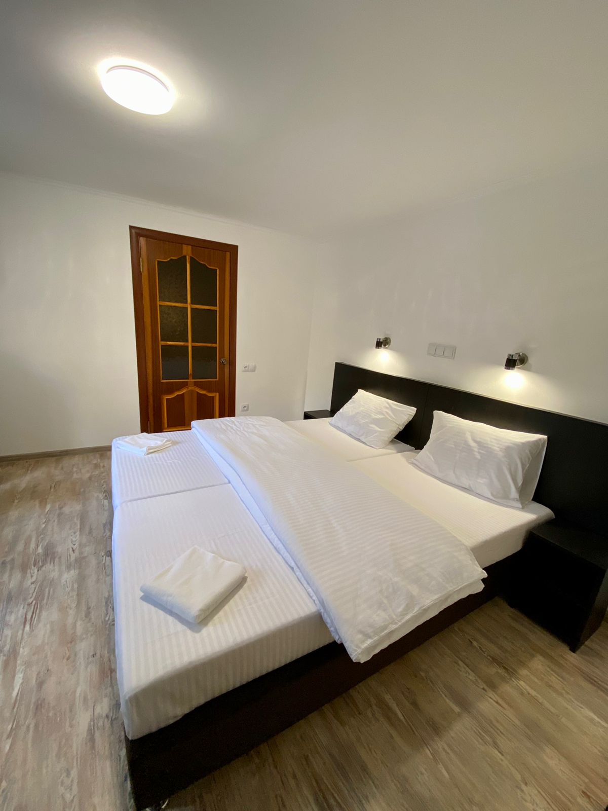 Фото Апартаменты Гости