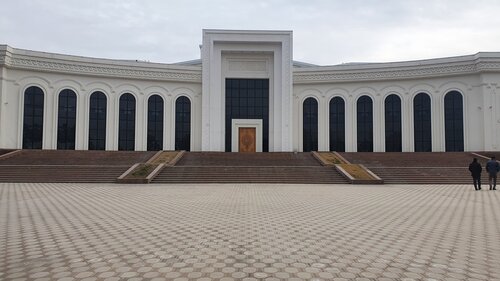 Chiroyli qizlar katta kokrakli yalangoch fotosuratlar