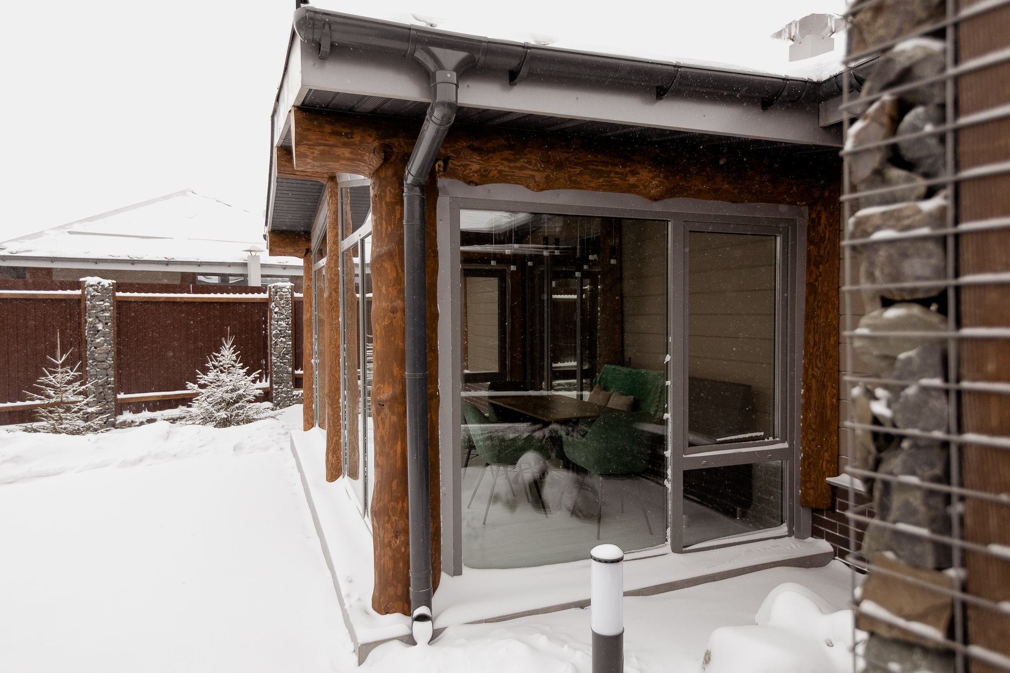 Фото Светлый