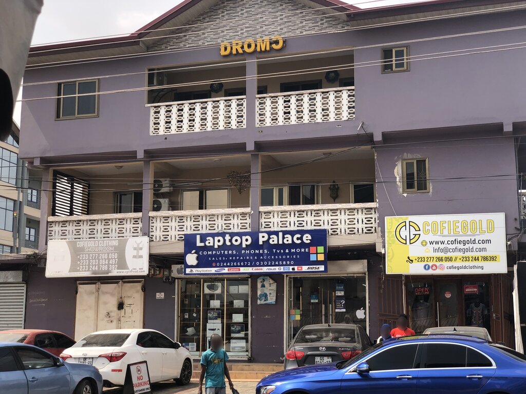 Business center Dzomo hous3, Accra, photo