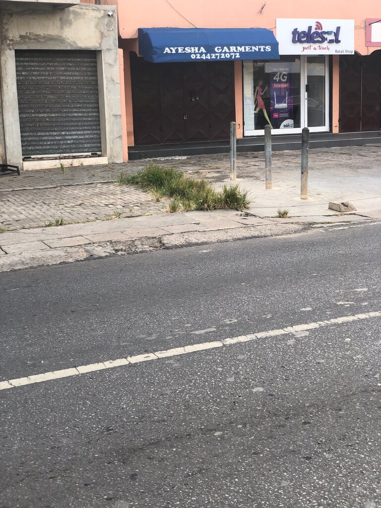 Clothing store Ayesha Garment, Accra, photo