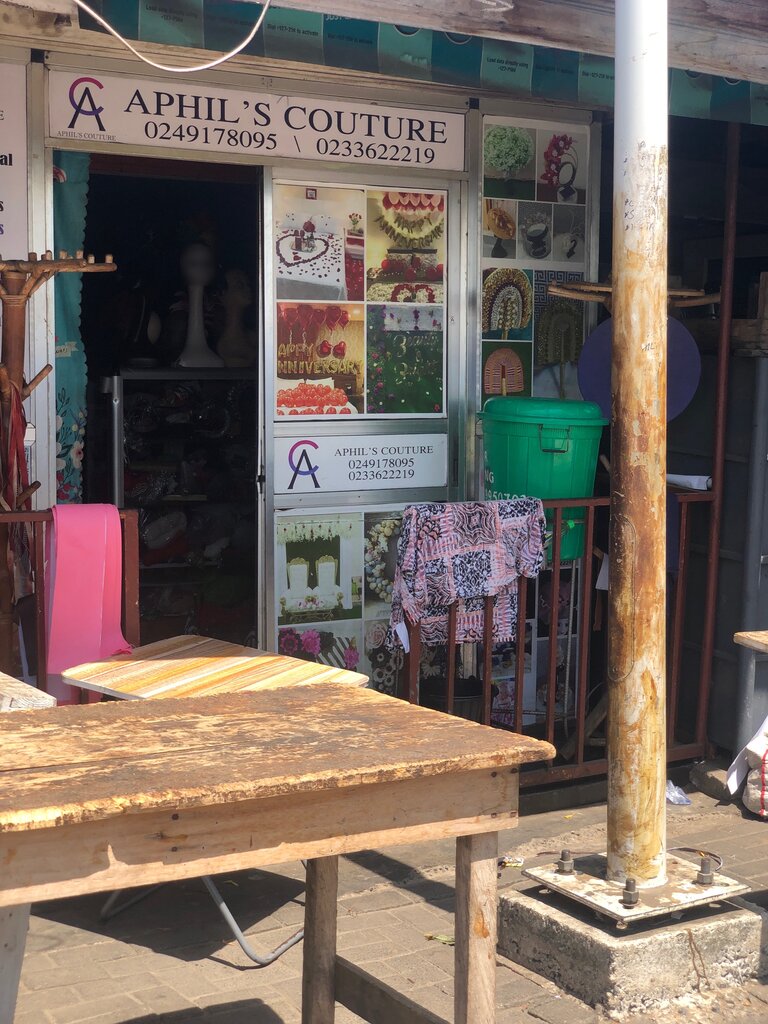 Interior goods Aphil’s Couture, Accra, photo