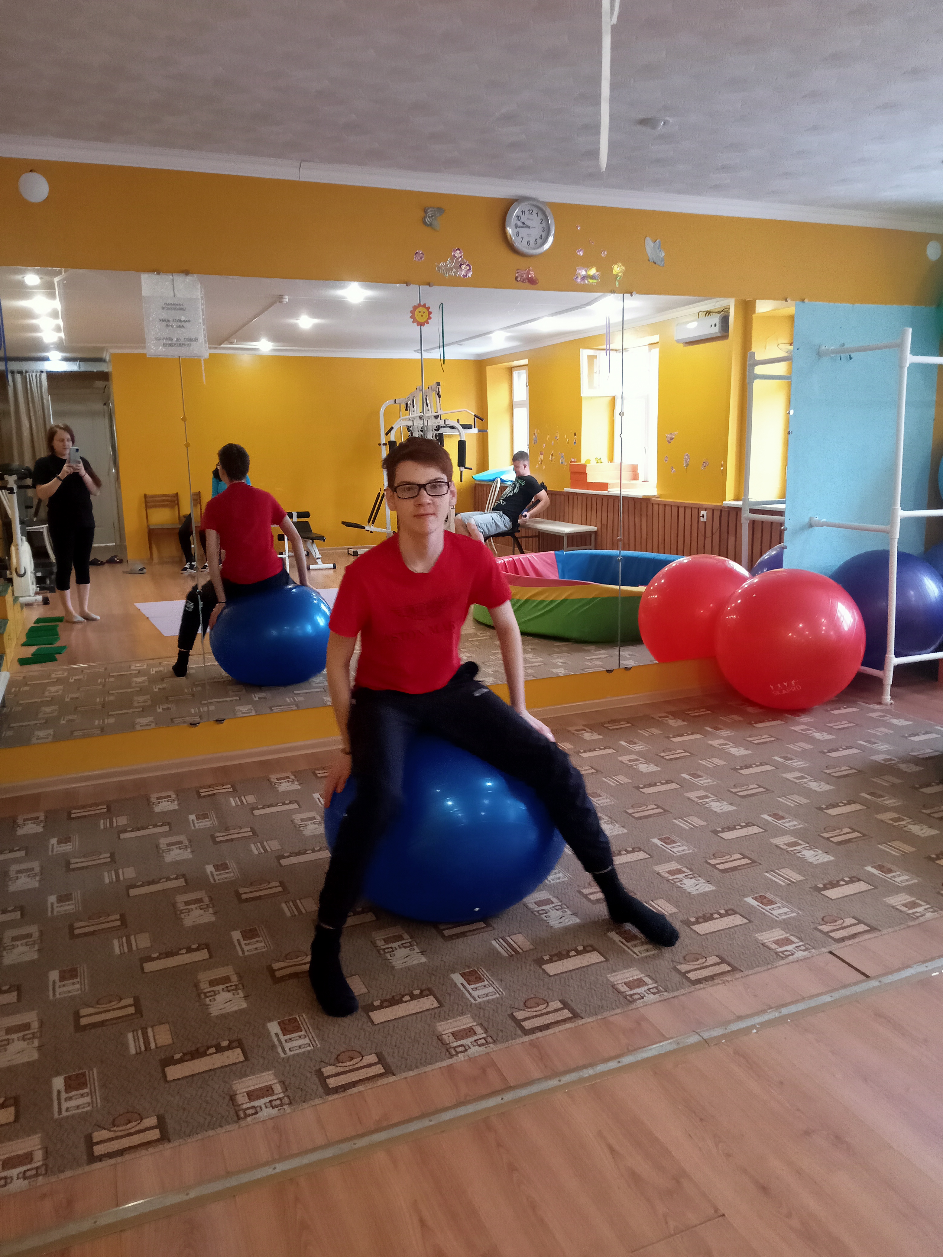 Фото Уральский