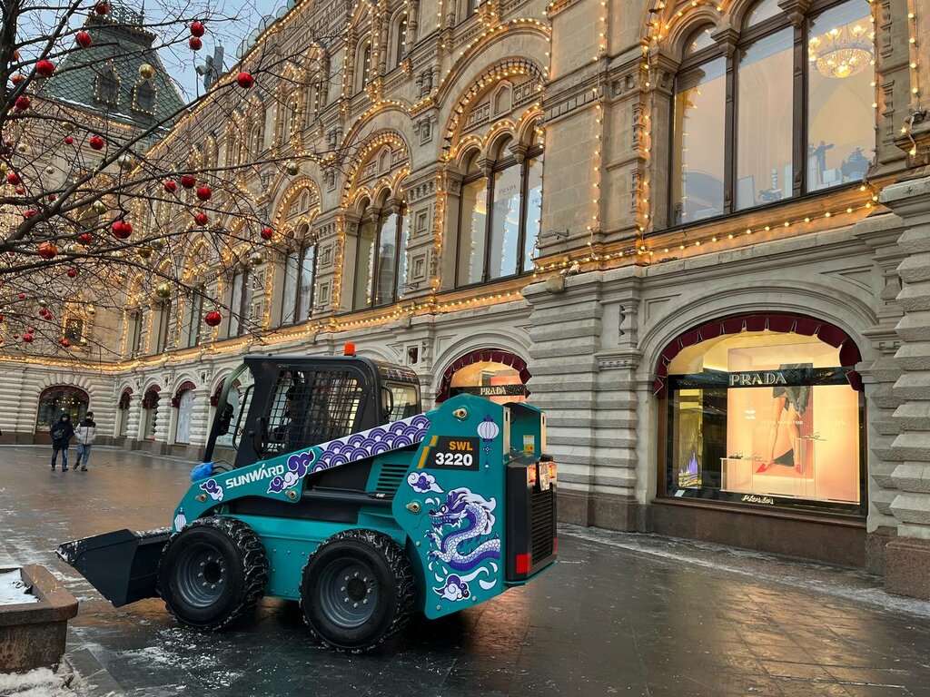 Warehouse equipment Nak Machinery, Moscow, photo