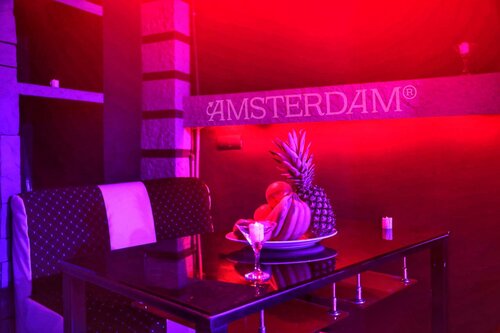 Фитинг бөлмесінде онлайн порно секс