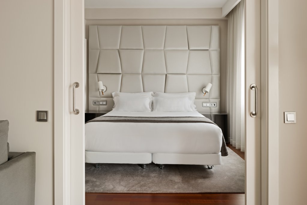 Фото Nh Collection Madrid Colón