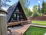 Hut House (Leninskiy Avenue, 153), construcción de casas de campo y cabañas