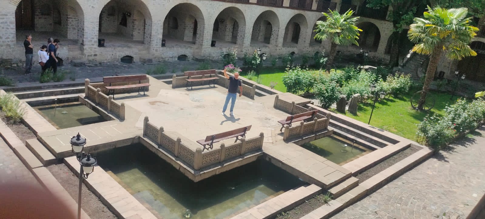 Фото F Garden Hotel Sheki