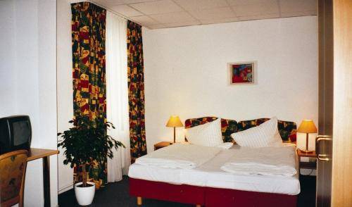 Фото отеля 2