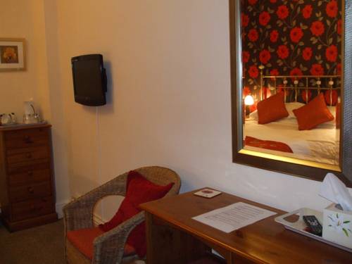 Фото Emsley Guest House