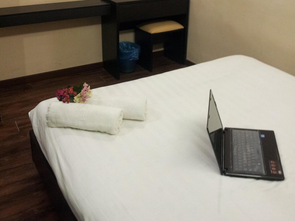 Фото Hotel 99 - Bandar Klang