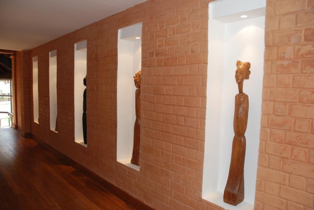 Фото Tamboho Hotel