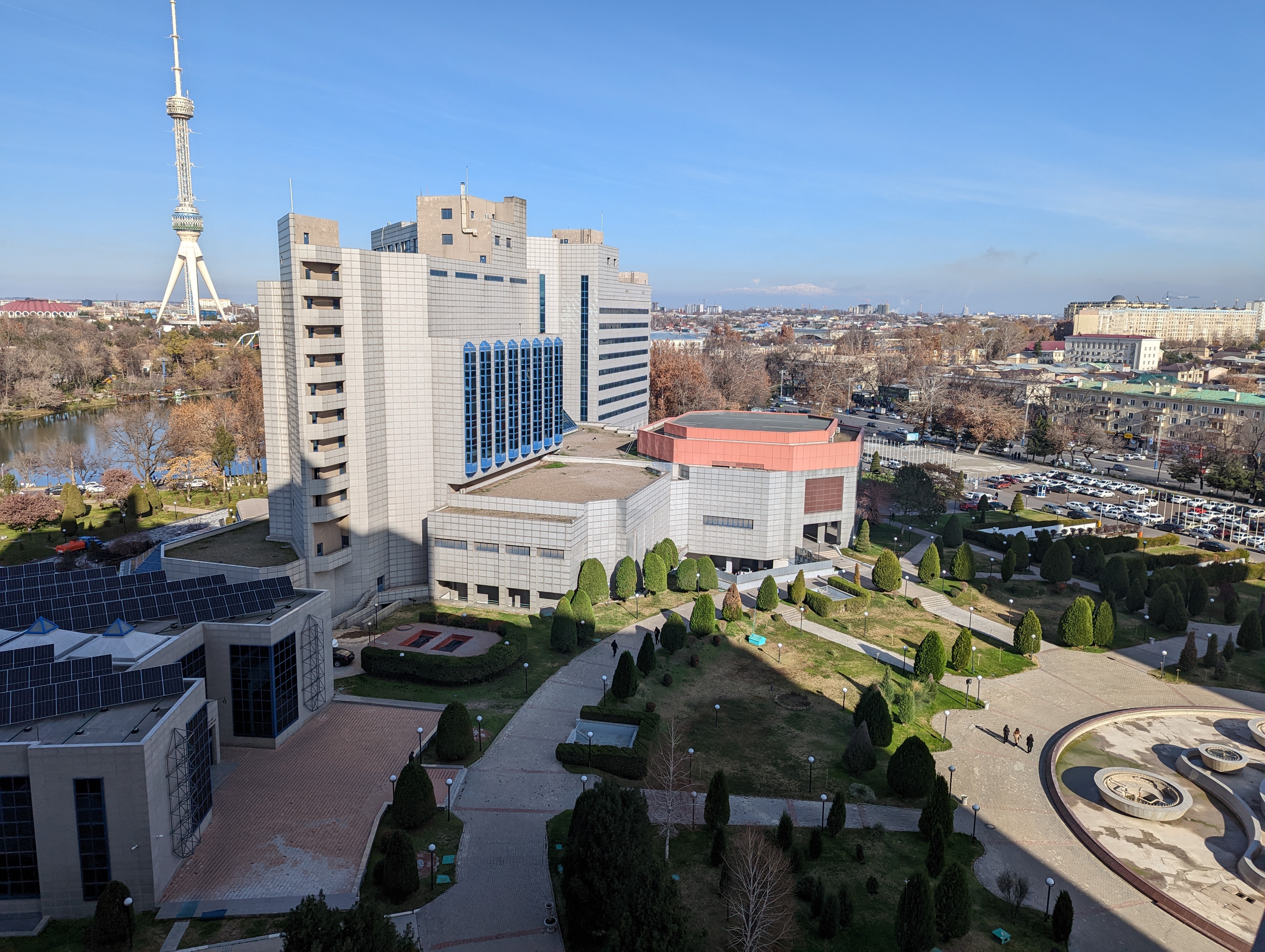 Фото Azimut Grand Hotel Tashkent