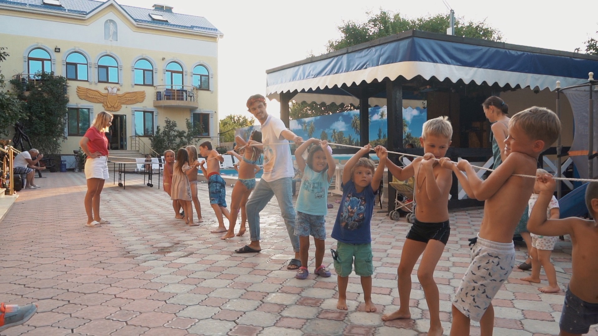 Фото Миру Мир