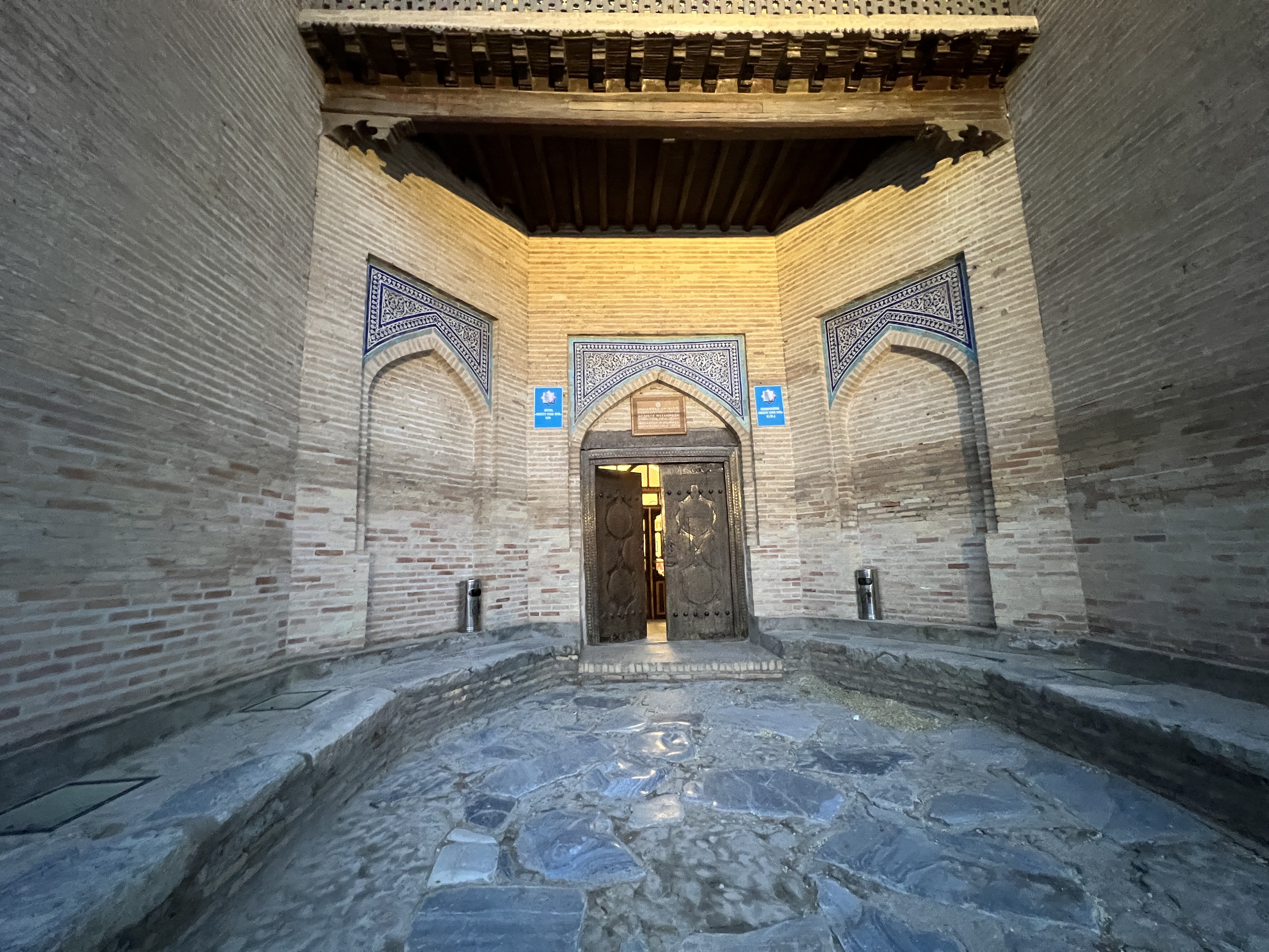 Фото  Ориент Стар Хива