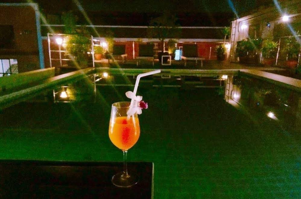 Фото Ananya Residence Service Apartment