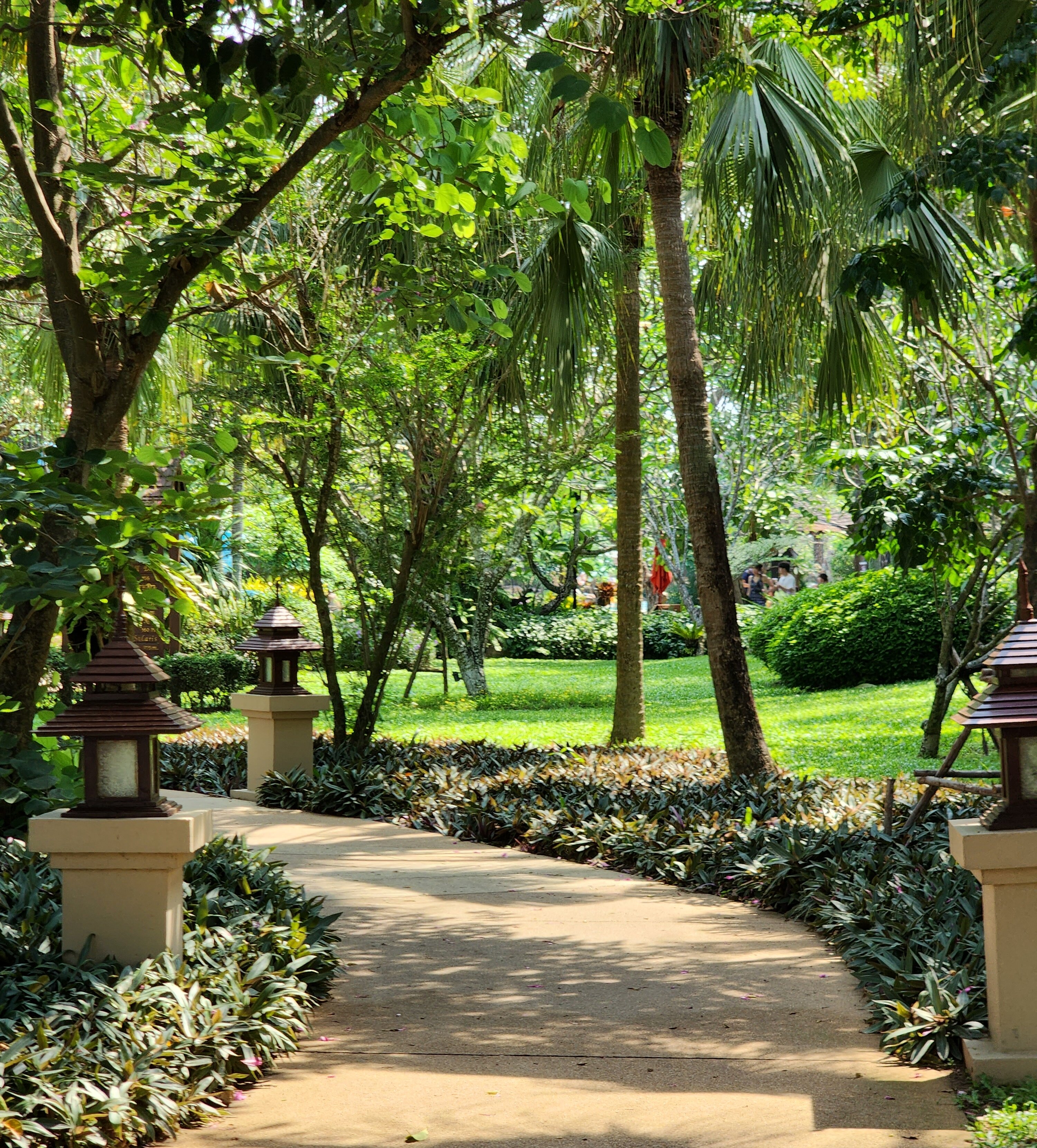 Фото Ravindra Beach Resort & SPA