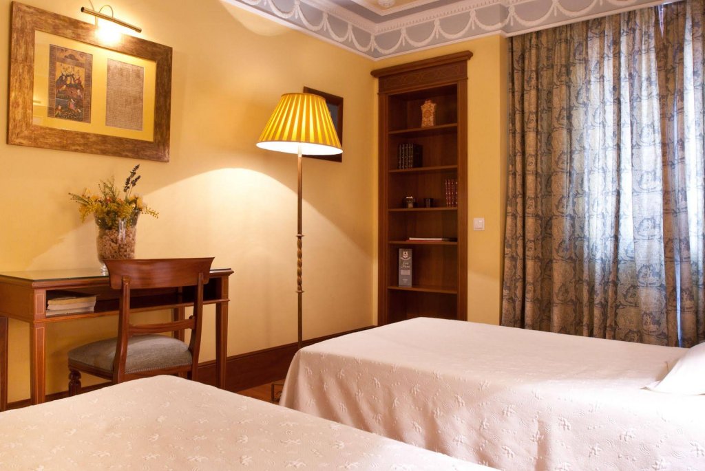 Фото Inglaterra Hotel