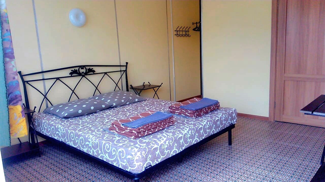 Фото Селена