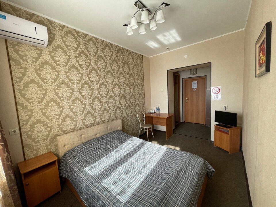 Фото отеля 2