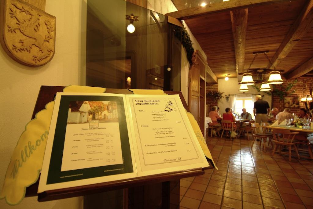 Фото Hotel Biedermeier Hof