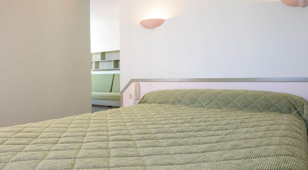 Фото Hôtel Relais Des Tilleuls