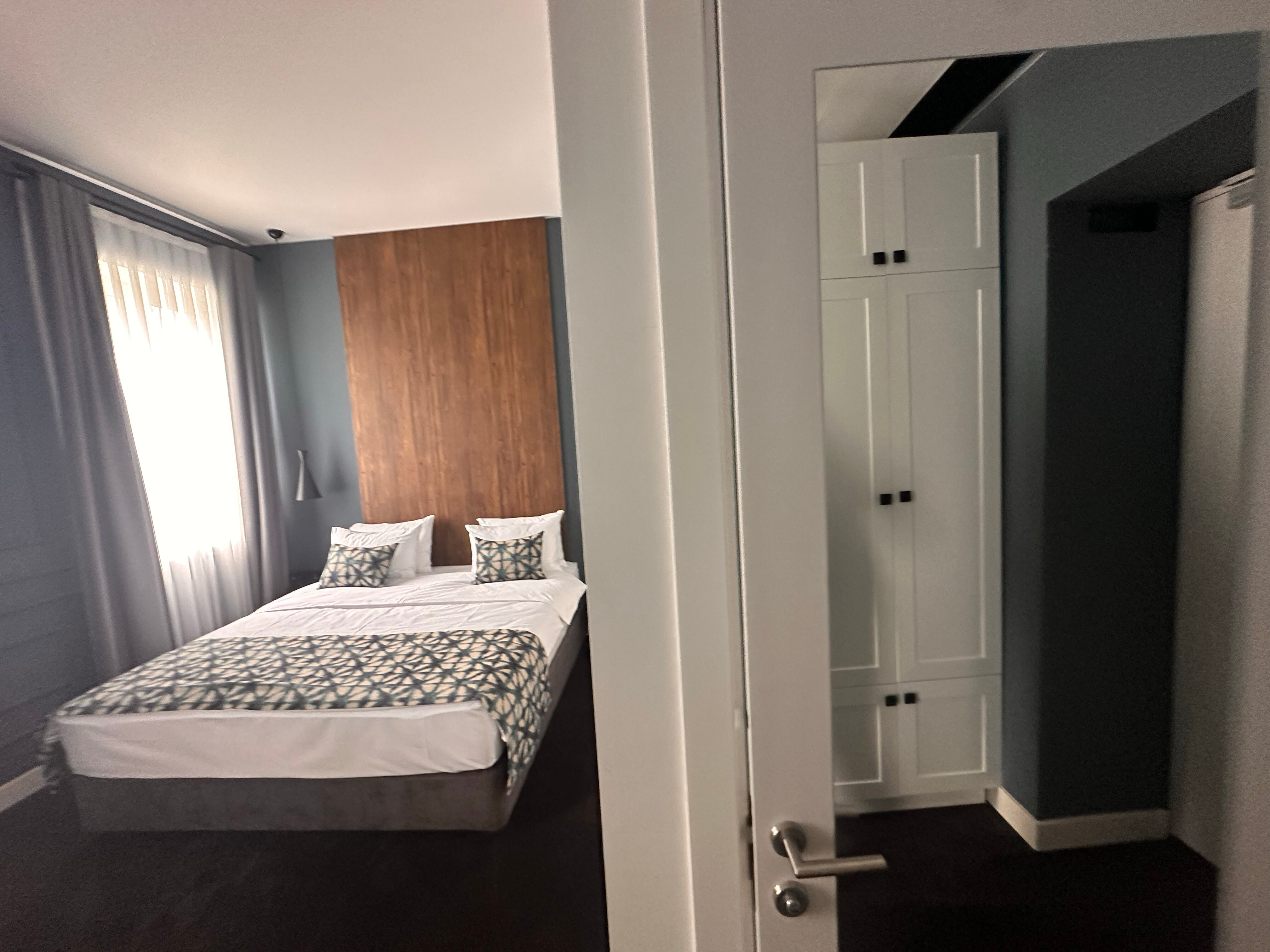 Фото Twenties Hotel