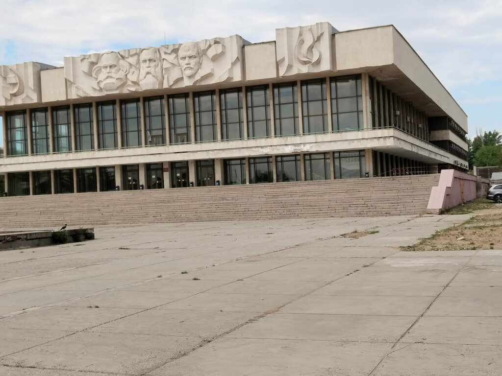 محكمة Grazhdanskaya kollegiya Volgogradskogo oblastnogo suda ، فولغوغراد، صورة