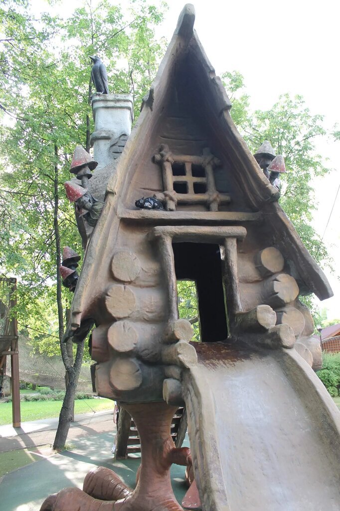 Жанровая скульптура Избушка на курьих ножках, Москва и Московская область, фото