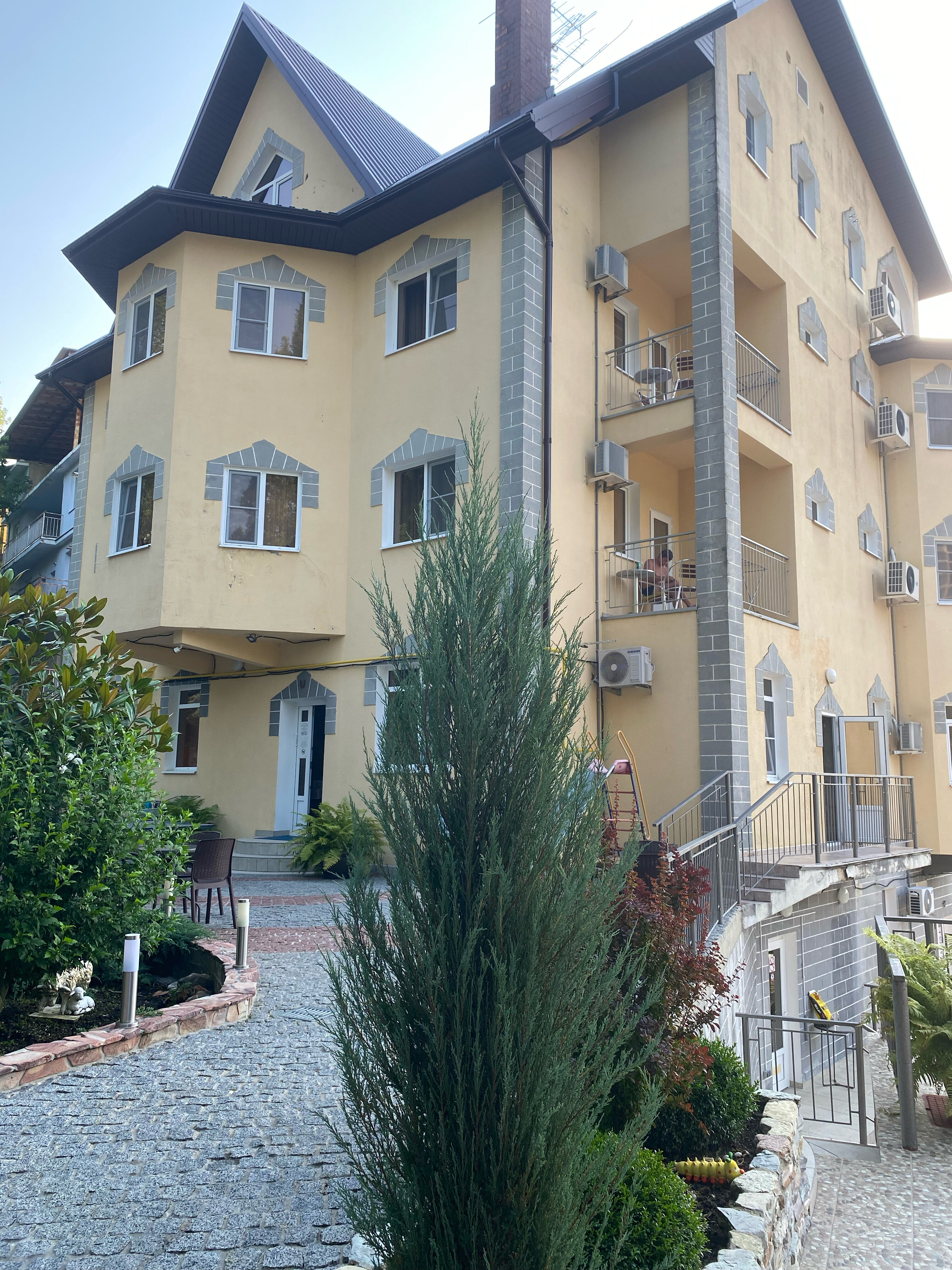 Фото Атлант