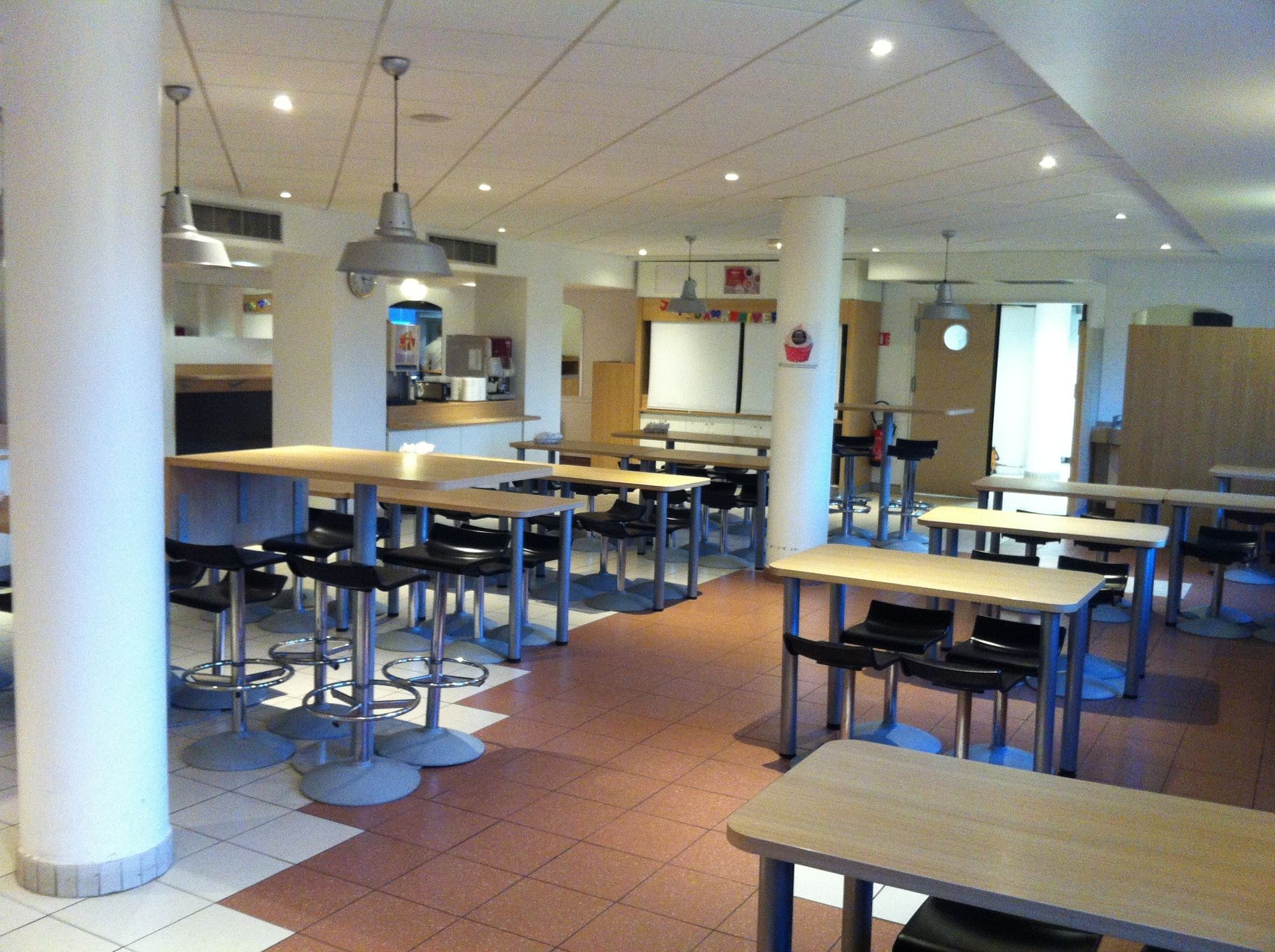 Фото HotelF1 Paris Porte de Châtillon