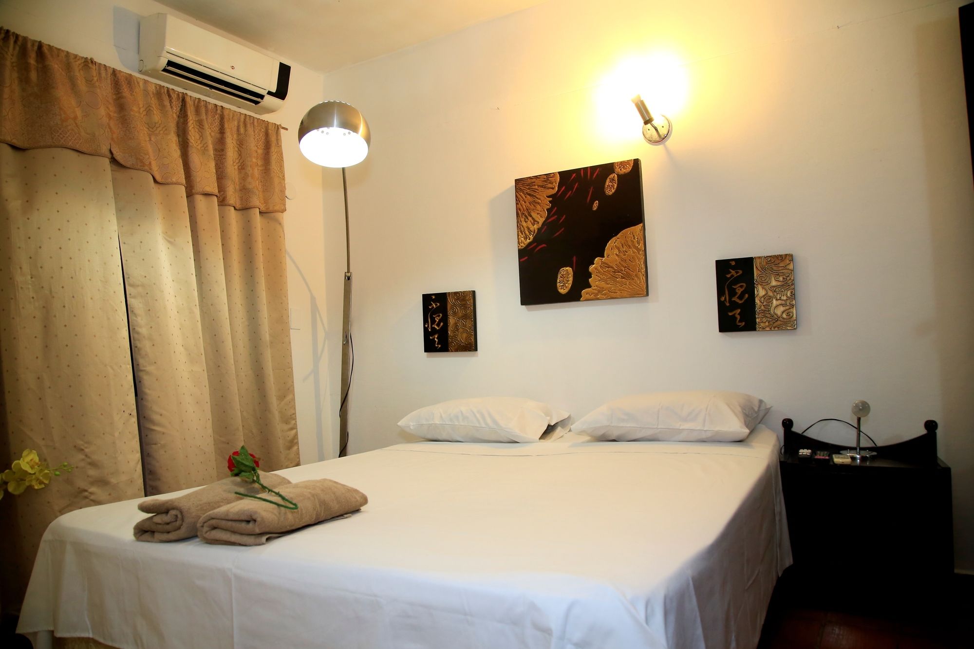 Фото Costanera Hostel Asuncion