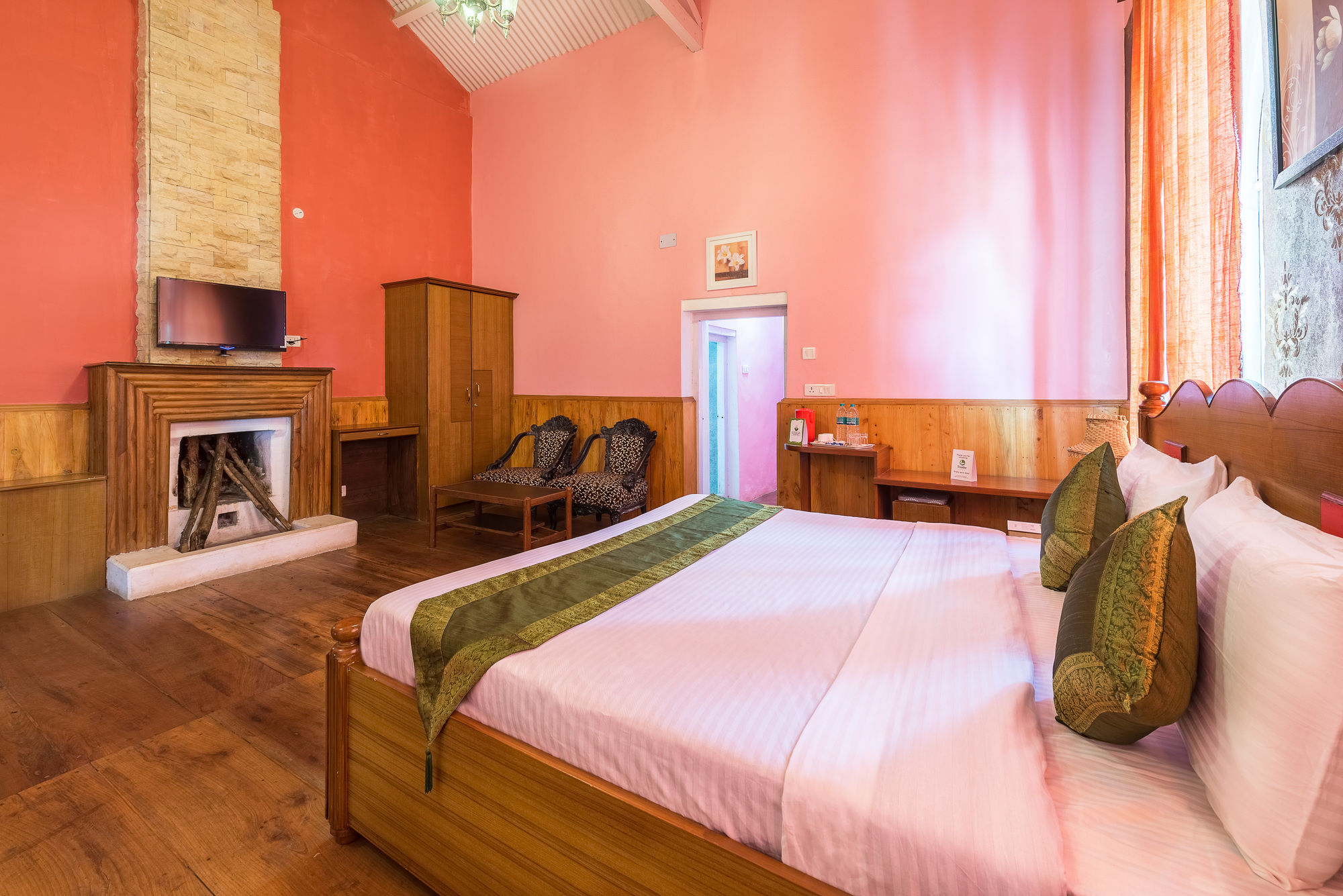 Фото Treebo Trip Rosefield Heritage