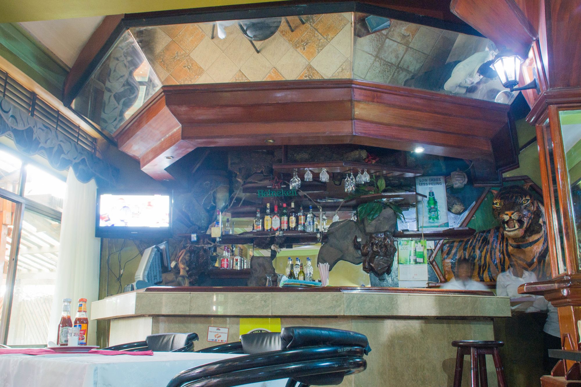 Фото Oxford Royal Hotel