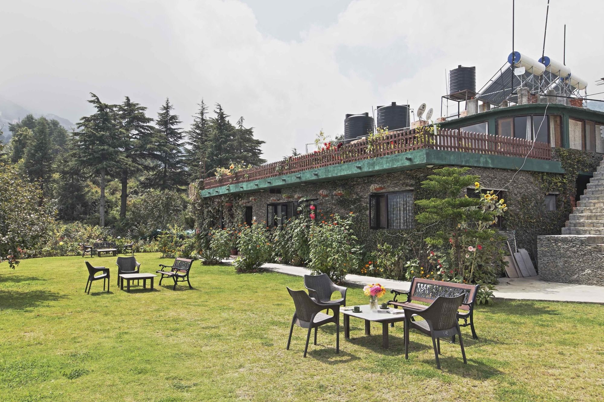 Фото Cedar Lodge by Aahma