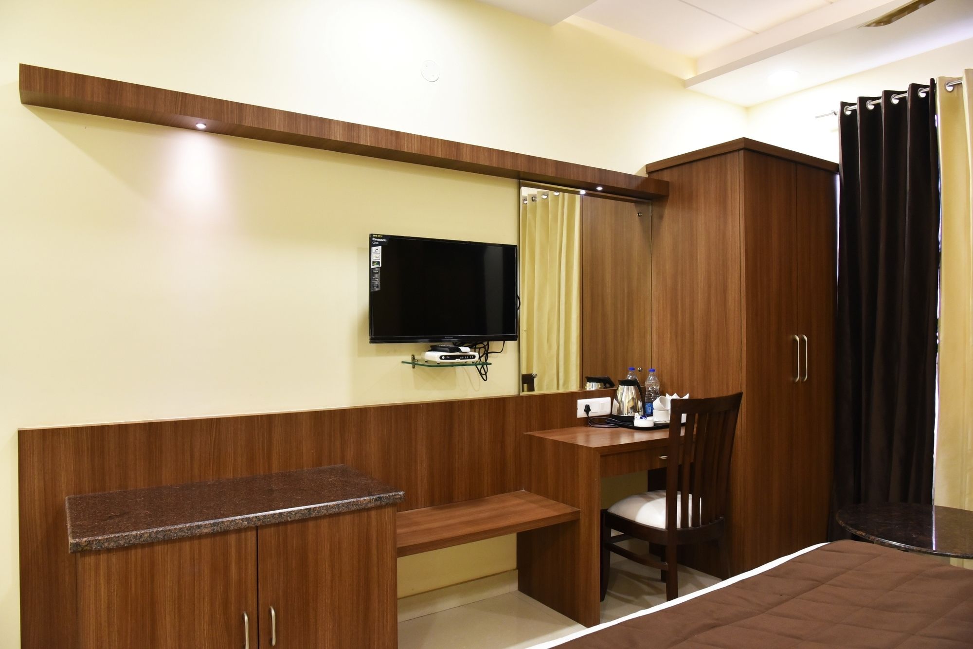 Фото Hotel Amritsar International