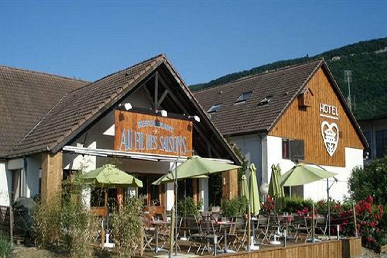 Фото отеля 2